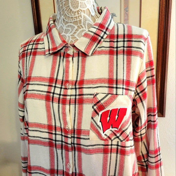 liv casual Tops - Liv Casual flannel tunic with Wisconsin Badger logo